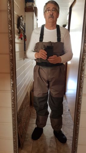 Customer photo review of Kylebooker Mens Waterproof Breathable Stockingfoot Chest Fishing Hunting Waders KB001