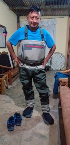 Customer photo review of Kylebooker Waterproof Breathable Stockingfoot Chest Fishing Hunting Waders KB004