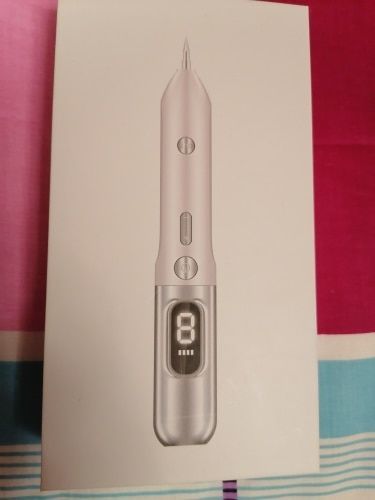 Customer photo review of HexoPen™️ Mole & Skin Tag Removal Plasma Pen