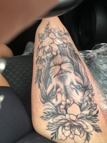 Customer photo review of TattooNumbx Numbing Cream