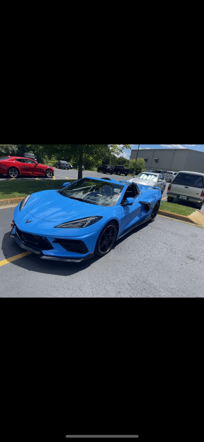 Customer photo review of Corvette C8 5VM Front Splitter (2-Piece Version) & Side Skirts