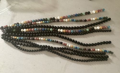 Customer photo review of 15.5" 8mm/10mm/12mm mix color Lava Round Gemstone beads
