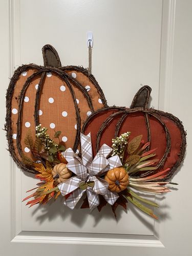 Customer photo review of Fall Leopard Pumpkin Set of 4  Wreath Kits - WK-073