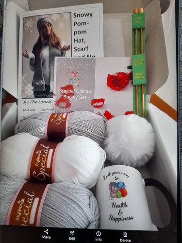 Customer photo review of Special Edition Snowy Set Ladies Box
