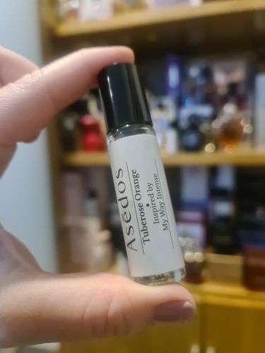 Customer photo review of TUBEROSE ORANGE PERFUME OIL