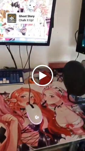 Customer video review of Belle Delphine Baddie P1 - Mousepad XL