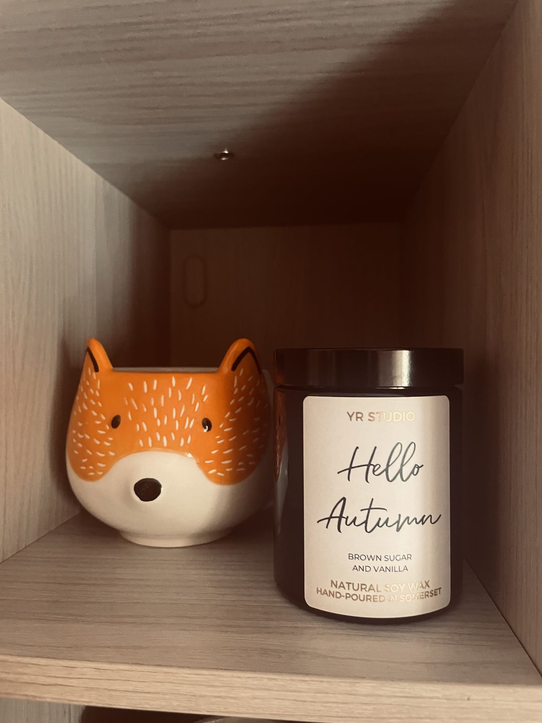 Customer photo review of "Hello Autumn" Brown Sugar and Vanilla Scented Soy Candle in Amber Jar
