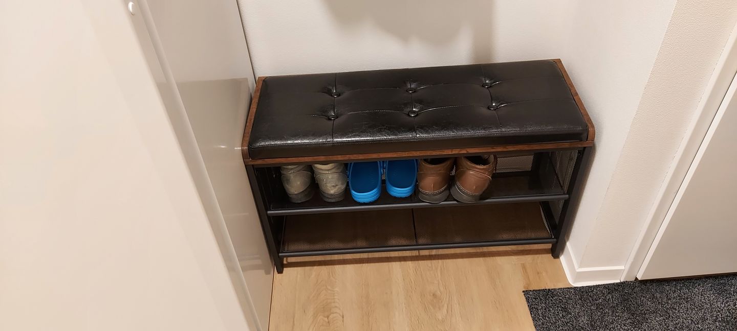 Customer photo review of Schoenenrek industrieel met bank | Houtlook en Staal | 80x30x48cm