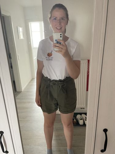 Customer photo review of APEROLLIN' - Premium Shirt Damen