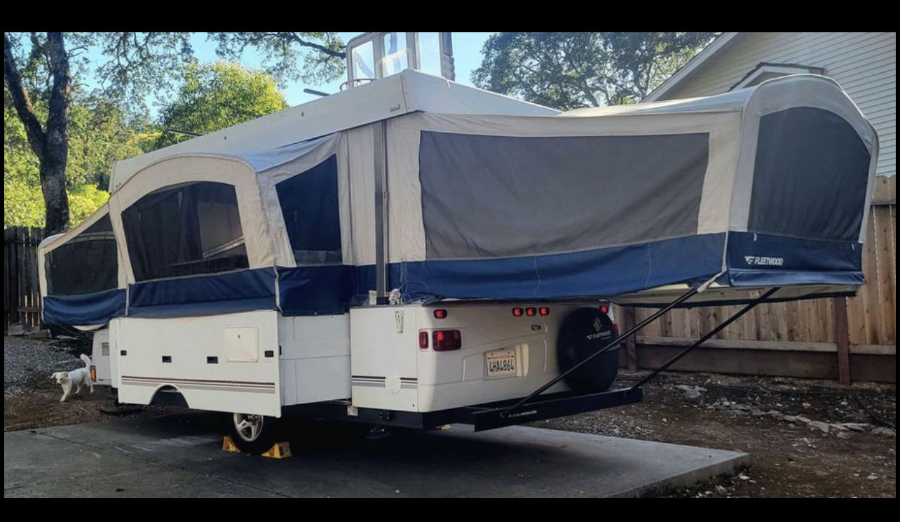 Customer photo review of Bed Leg Clip