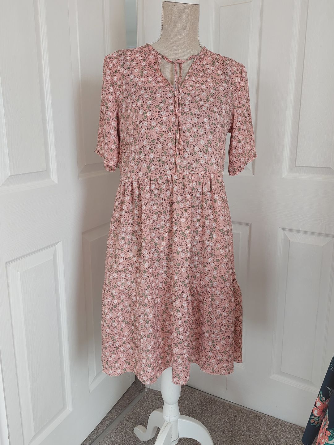 Customer photo review of Khaki and White on Peach Crepe Fabric