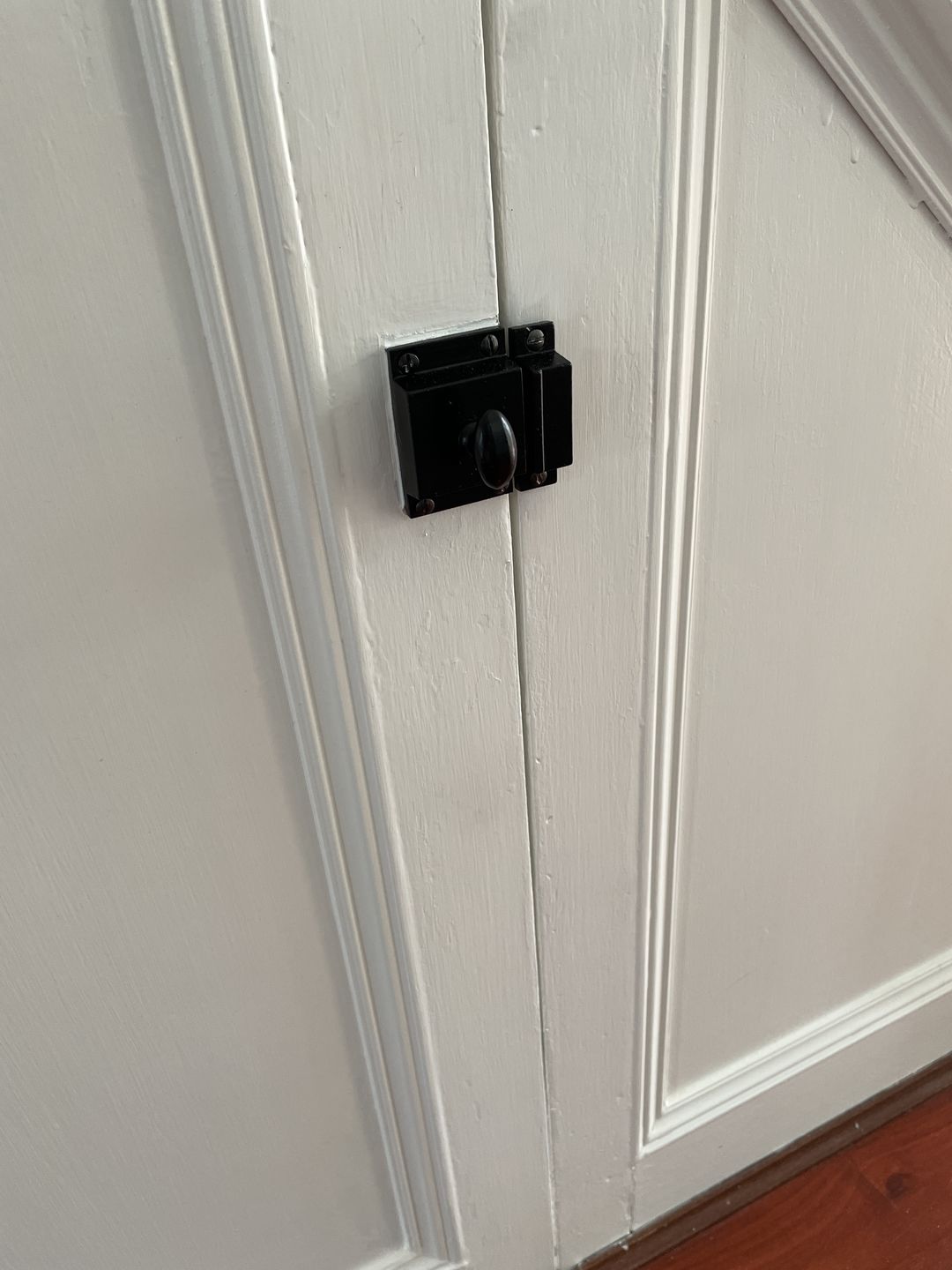 Customer photo review of Turn Cupboard Latch