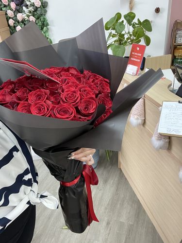 Customer photo review of Red Bouquet