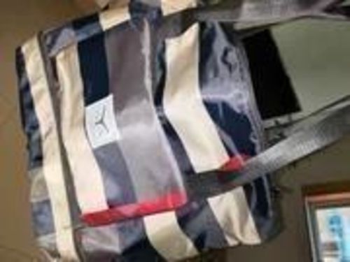 Customer photo review of VUSHOO - 2022 Nouveau design sac de voyage pliable