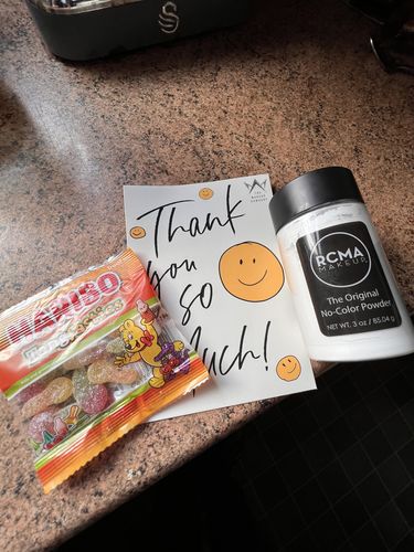 Customer photo review of RCMA "The Original"  No Colour Powder 3oz