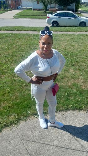 Customer photo review of Drawstring Top & Ruched Pants Set