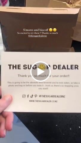 Customer video review of Mini brownie