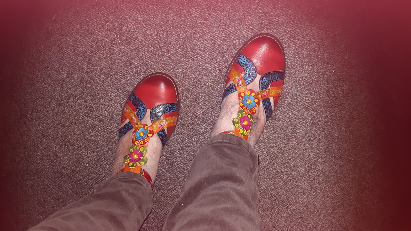 Customer photo review of Hand Painted Genuine Leather Handmade Pattern Sandals