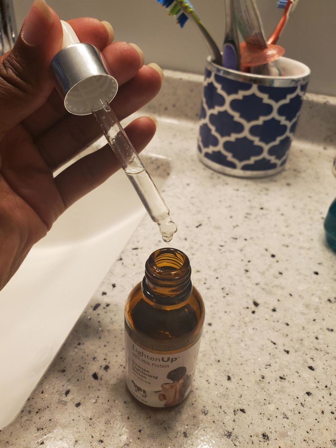 Customer photo review of Omic Lightenup Lactic Acid Active Intense Brightening Serum - 30ml