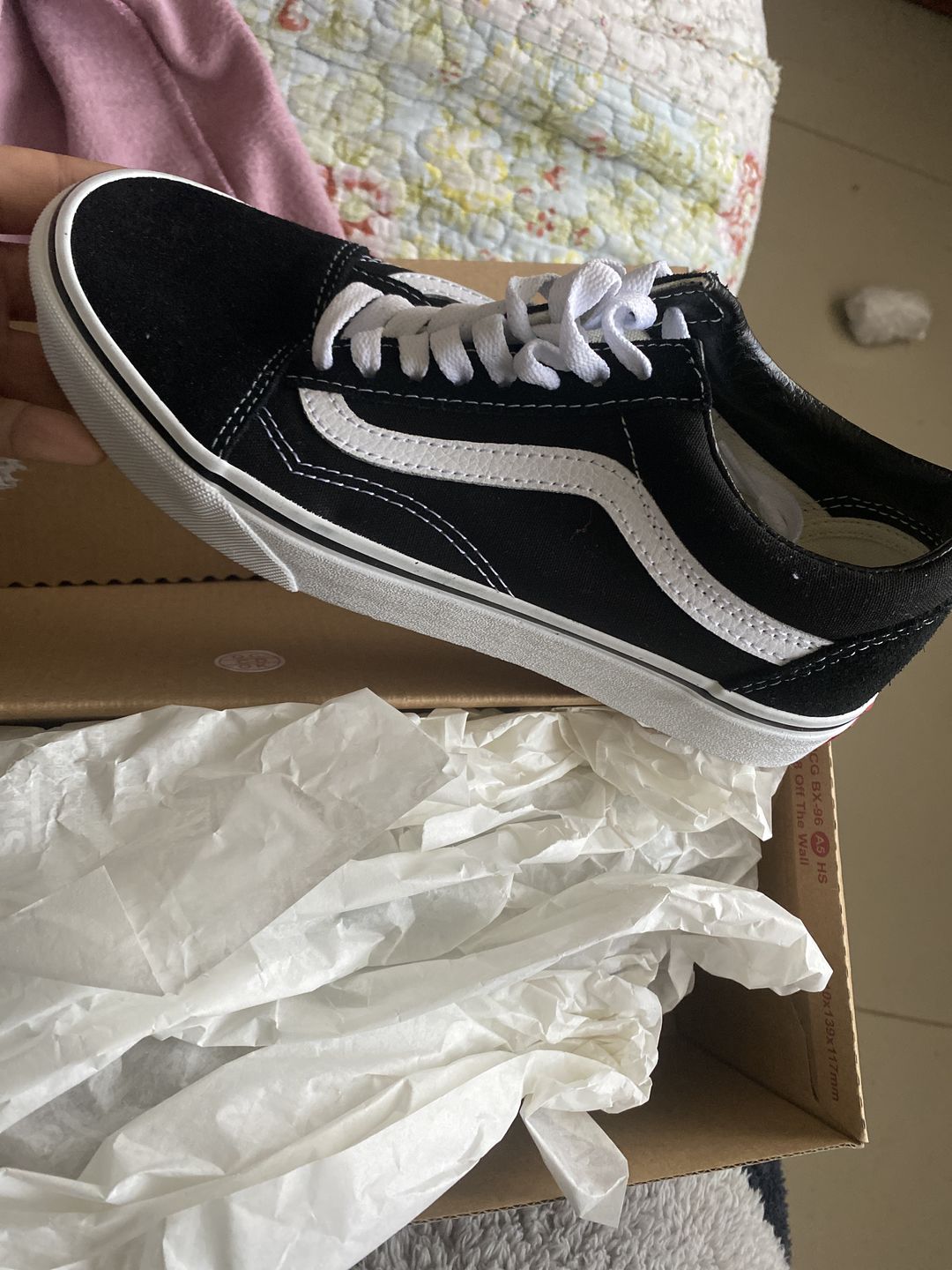 Customer photo review of Zapatilla Vans Old Skool Mujer Negro