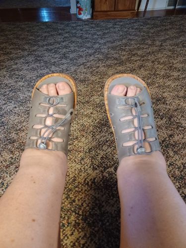 Customer photo review of The Traveler Sandal