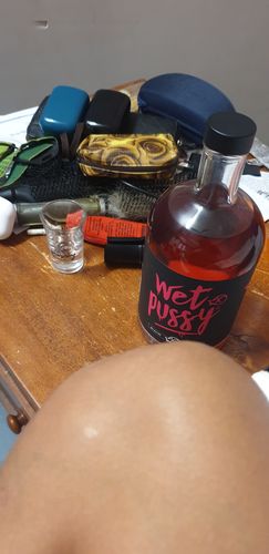 Customer photo review of Wet Pussy 700ml