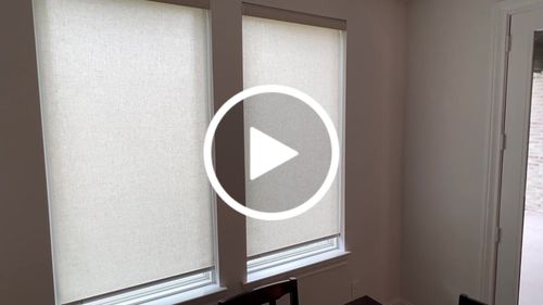 Customer video review of SmartWings Motorized Light Filtering Roller Shades 70% Blackout Linen