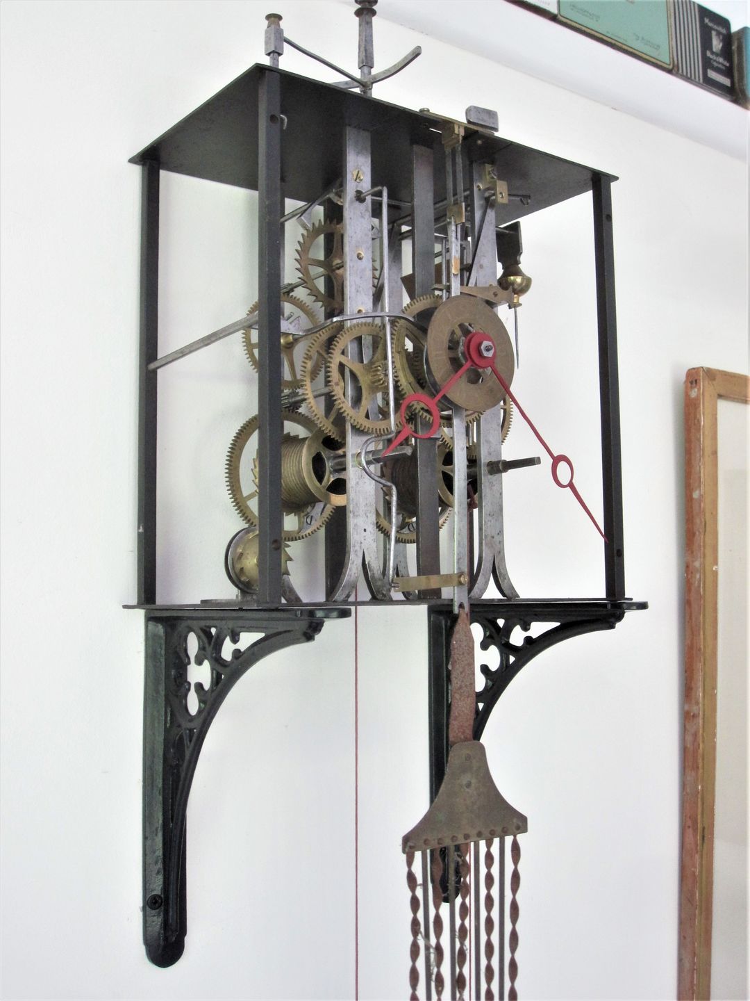 Customer photo review of 8 x 7 Inch Gothic Cast Iron Shelf Bracket