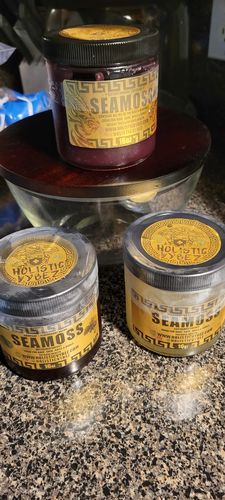 Customer photo review of The Wellness Trio Sea Moss Gel Combo