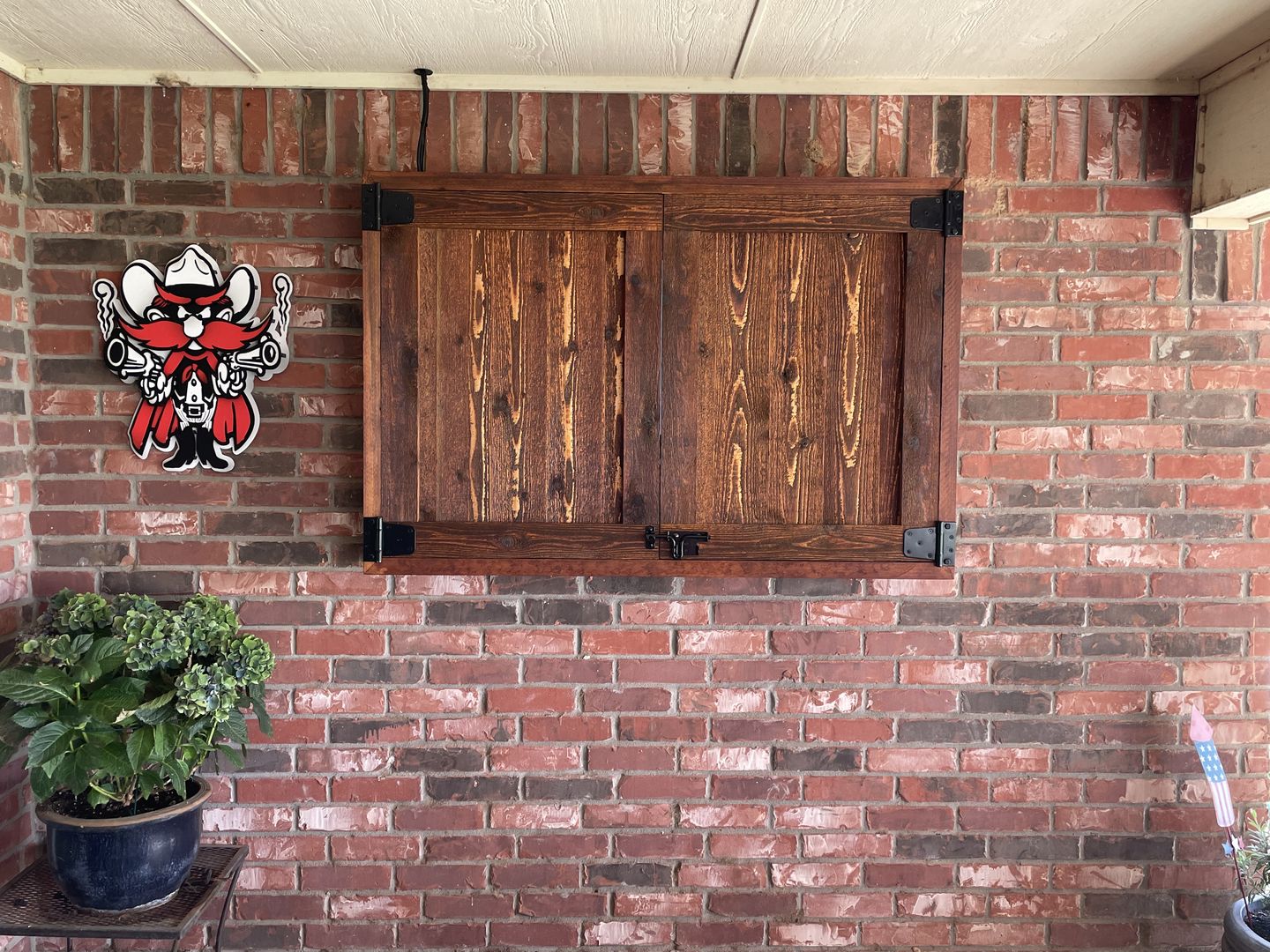 Customer photo review of Texas Tech Mascot  3D Metal Wall Art