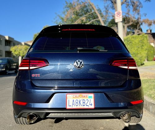 Customer photo review of 1985 CALIFORNIA THE GOLDEN STATE LICENSE PLATE 6"x12" (156.5mm x 305mm)