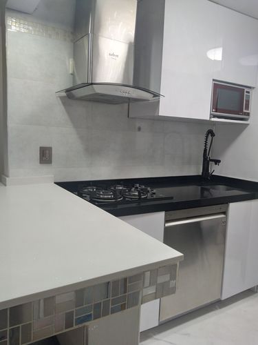 Customer photo review of Grifo para Fregadero de Cocina Monomando con Rociador Extraible Color Negro Mate