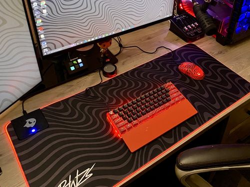 Customer photo review of Pewdiepie P1 - Mousepad XL