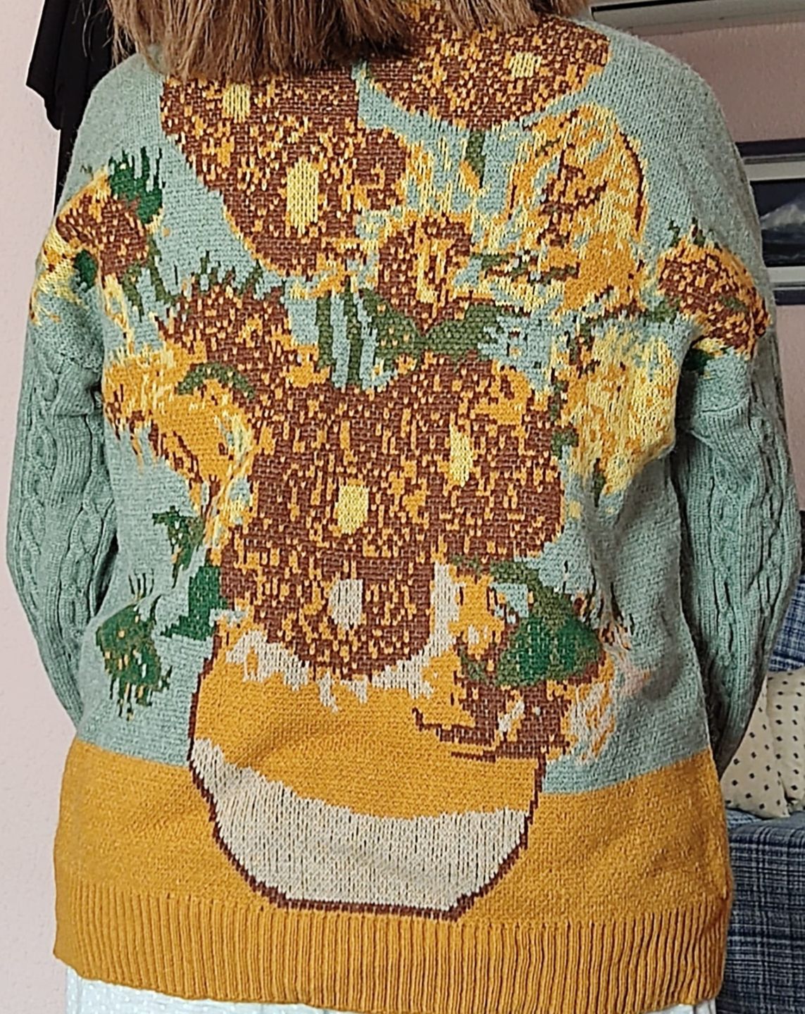 Customer photo review of Van Gogh Vintage Cardigan Knit Sweater
