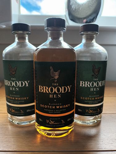 Customer photo review of The Broody Hen Blended Scotch Whisky 70CL