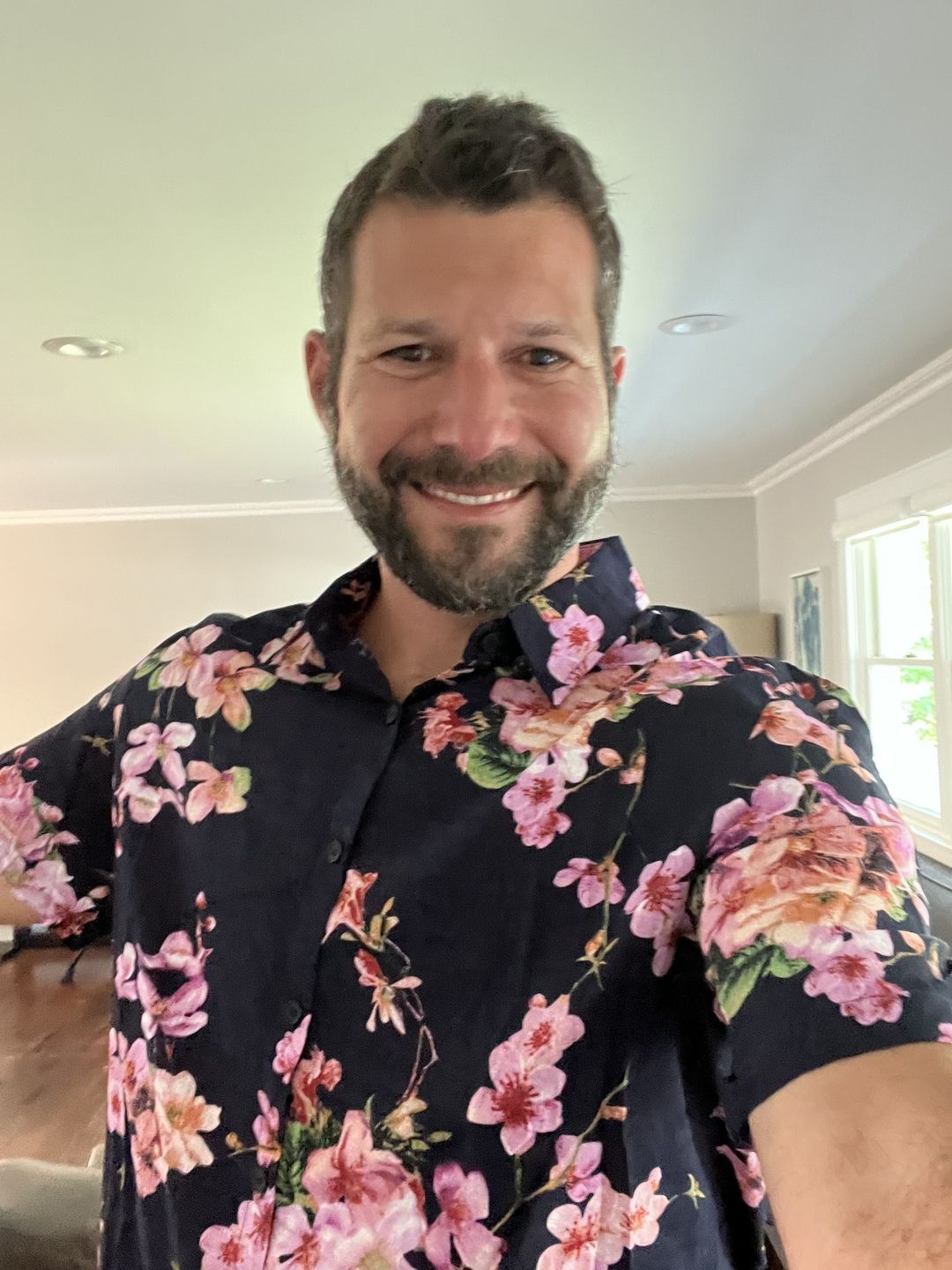 Customer photo review of Men's Floral Cotton Tropical Hawaiian Shirt