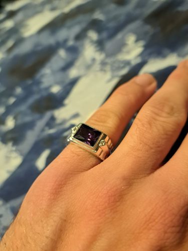 Customer photo review of Men's Diamond Accent Ring in Sterling Silver with Amethyst Gemstone