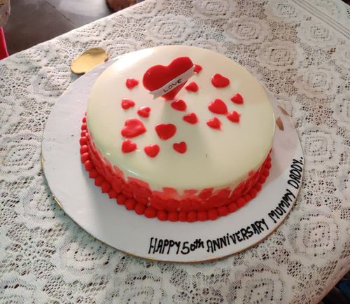 Customer photo review of Hearty Valentine Cake