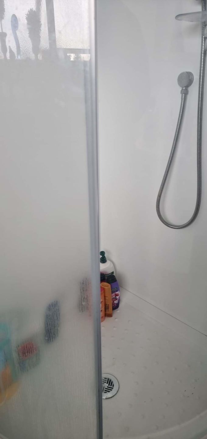 Customer photo review of Bar Keepers Friend 5 Piece Spring Cleaning Kit
