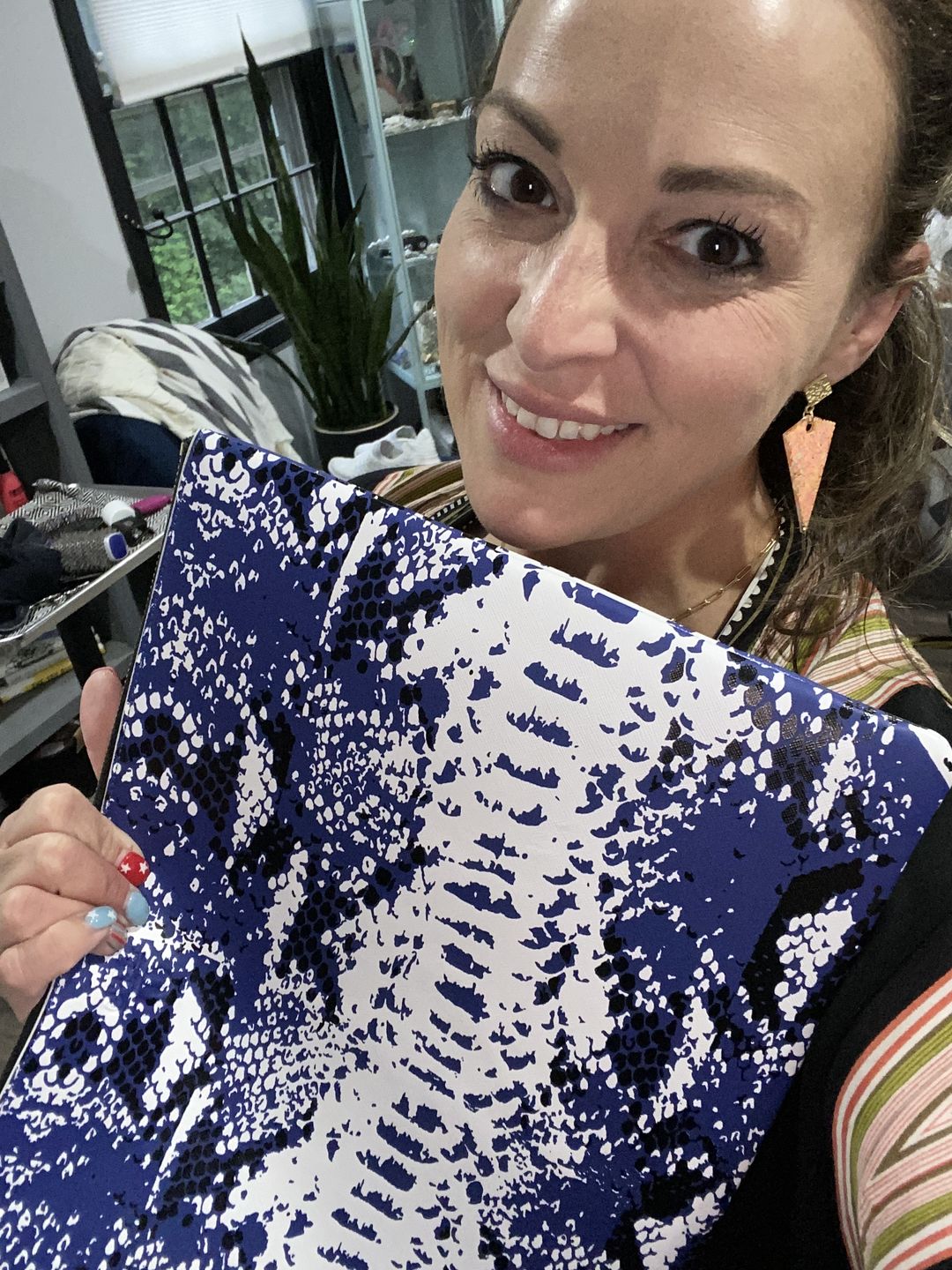 Customer photo review of {O}verly {O}rganized Bag Club