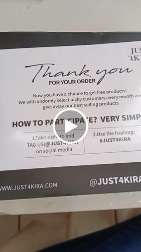 Customer video review of SL70 Blue Contact Lenses(12 months wear)
