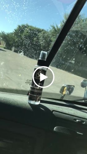 Customer video review of LUX Spray Scent