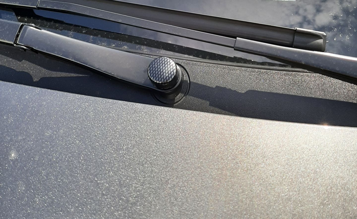 Customer photo review of Wiper Arm Bolt Rubber Covers - Mk7/7.5/8/8.5 Fiesta