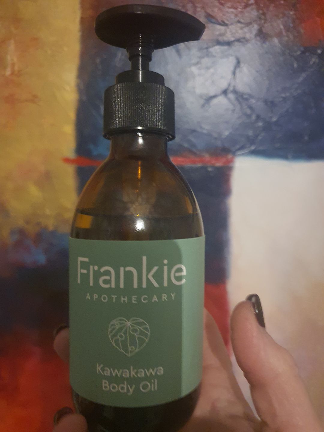 Customer photo review of Kawakawa Body Oil