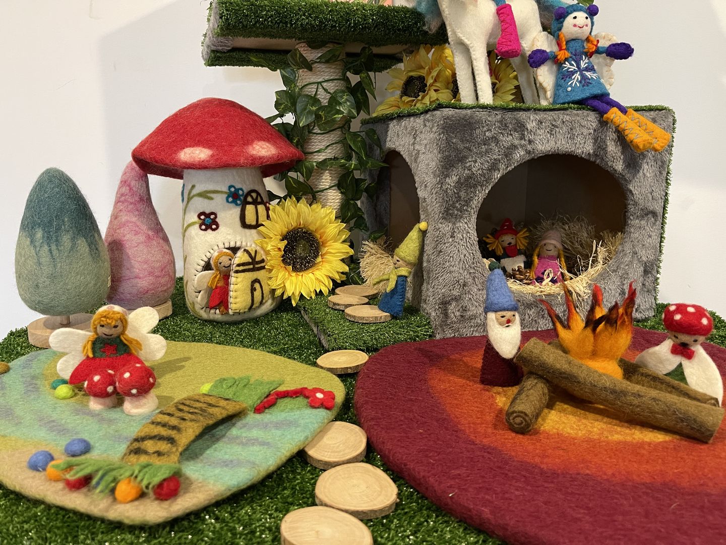 Customer photo review of Fairies & Gnomes Finger Puppet Set