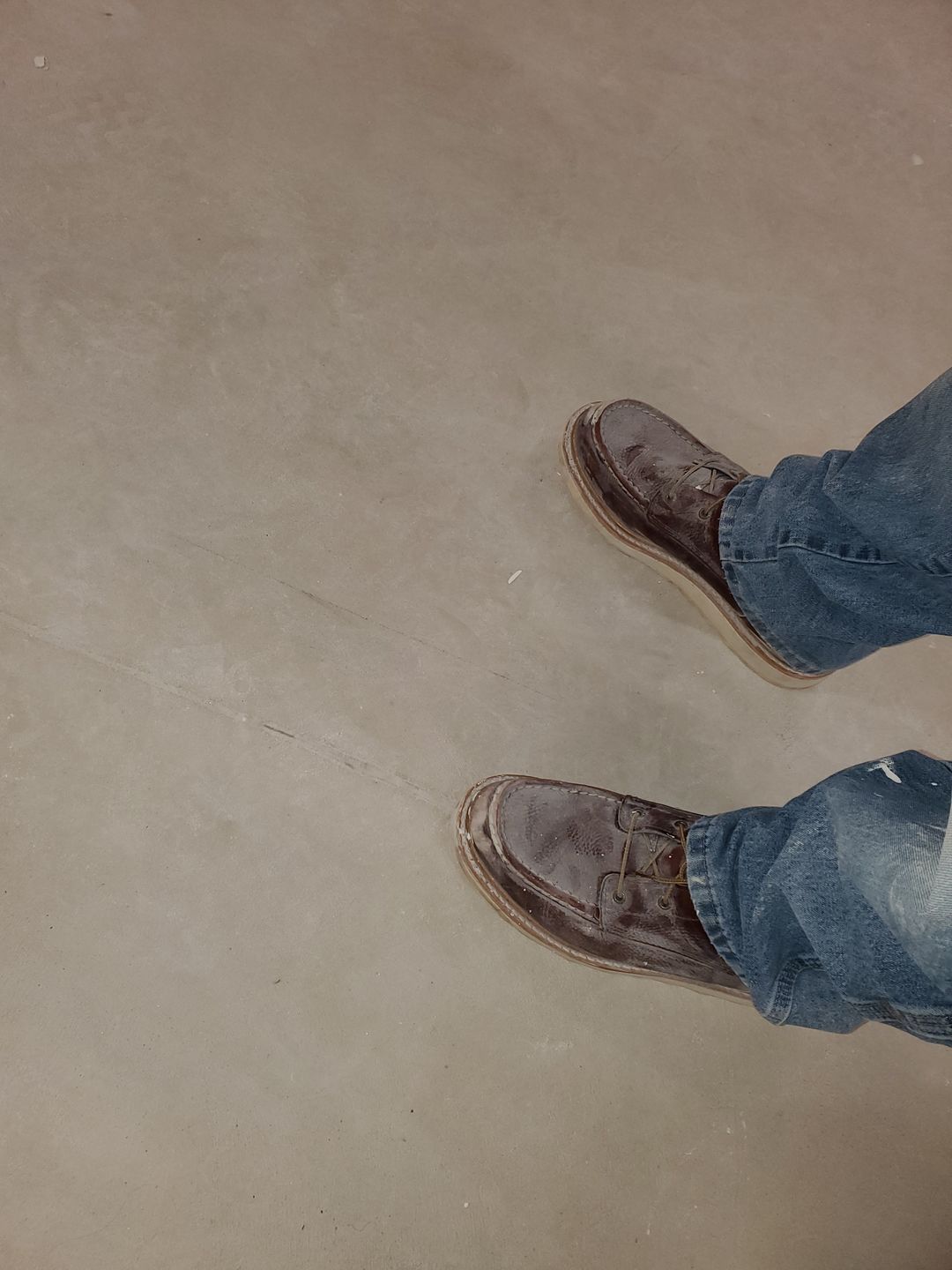 Customer photo review of Irish Setter by Red Wing Men's Ashby Soft Toe 6-inch Lace-Up Boots 83605