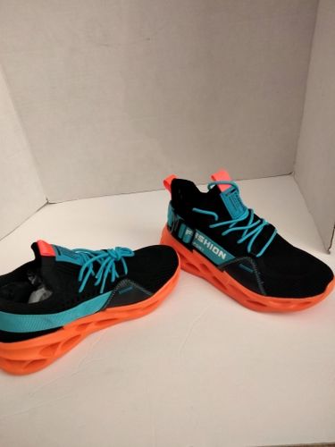 Customer photo review of Invomall Men's Jogging Walking Sports Sneakers