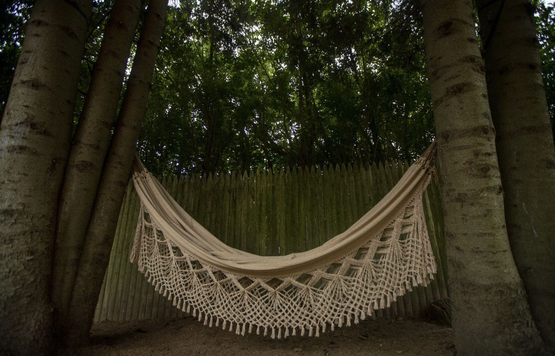 Customer photo review of Light Brown Luxury Hammock with macrame - 14ft x 5ft - Brazilian Premium Double Handmade w/ Natural Cotton