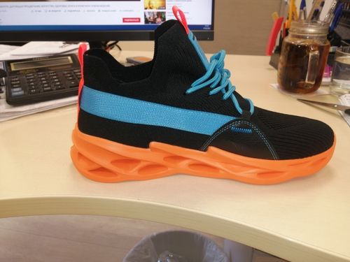 Customer photo review of Invomall Men's Jogging Walking Sports Sneakers