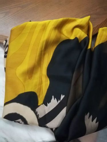 Customer photo review of loose Yellow O-Neck Print Satin Maxi Dress Summer